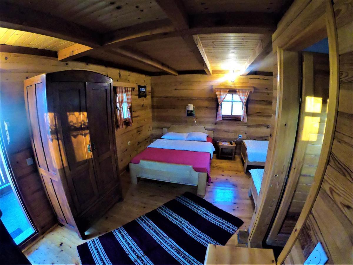 Etno Village Gostoljublje Kosjeric Ngoại thất bức ảnh